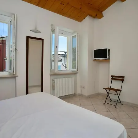 Apartment N099 - Numana, Delizioso Cielo-terra A 150mt Dal Mare *